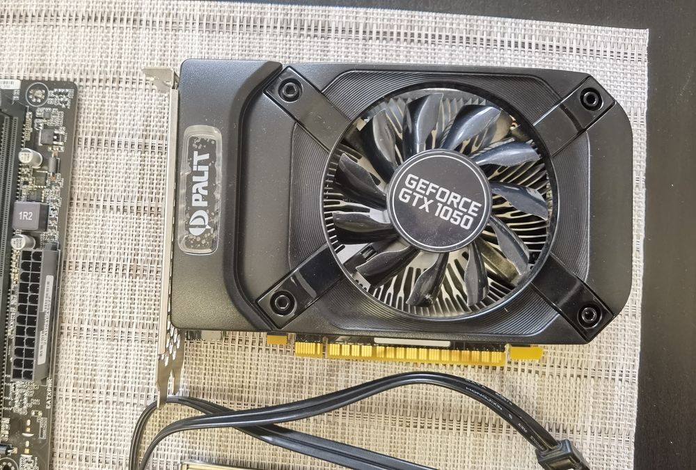 !!Може по отделно!! процесор, стоково охлаждане, видео