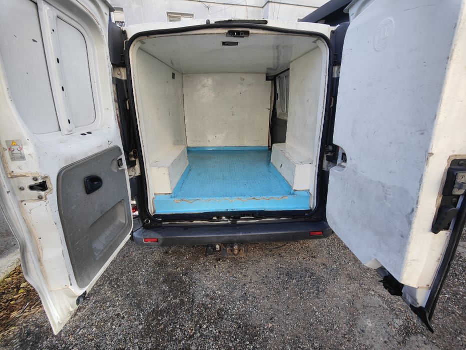 Renault Trafic 1.9 d, Izoterm izolată fara frigo frigorific