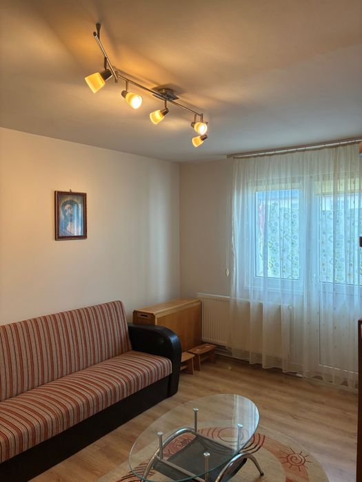 Închiriere apartament 2 camere