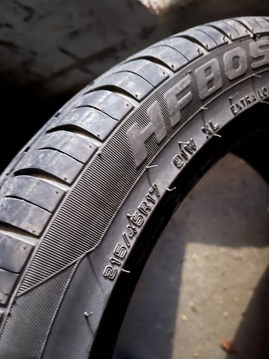 Шины  215/45/17