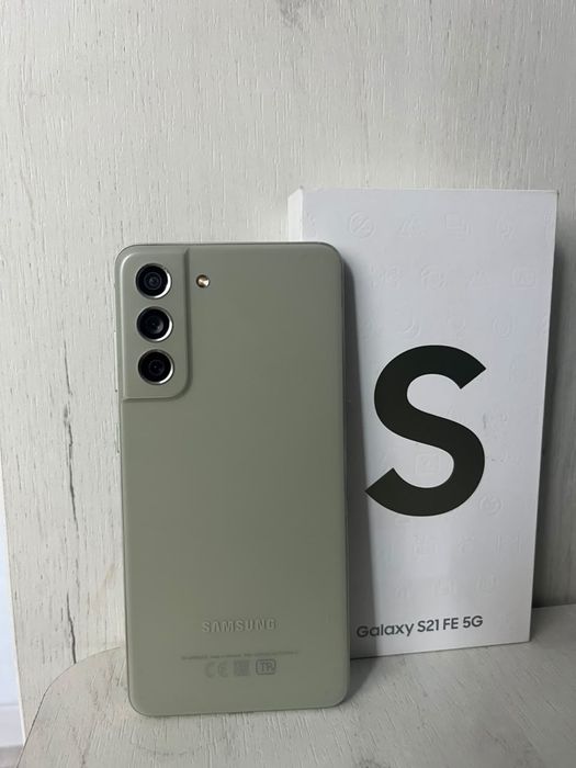 Samsung s21fe 128/8 в идеале