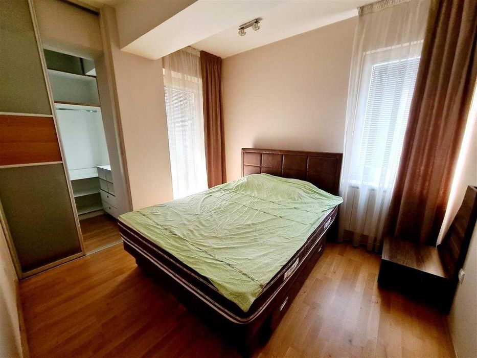 Дава се под наем Тристаен апартамент в София, Люлин 10 - 89 кв.м за 612 € - Снимка #2