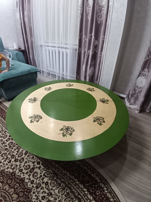 Казахский круглый стол