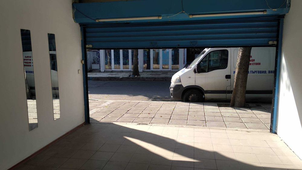 ТОП БИЗНЕС ЛОКАЦИЯ! Магазини под наем на Главна улица в Китен – Сезон 2026