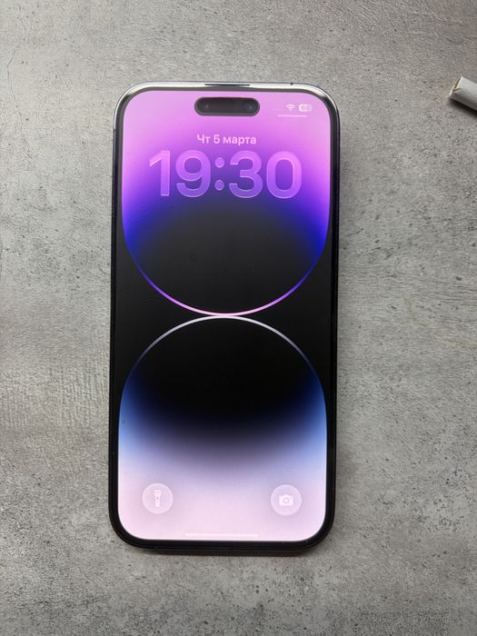 продам iphone 14 pro