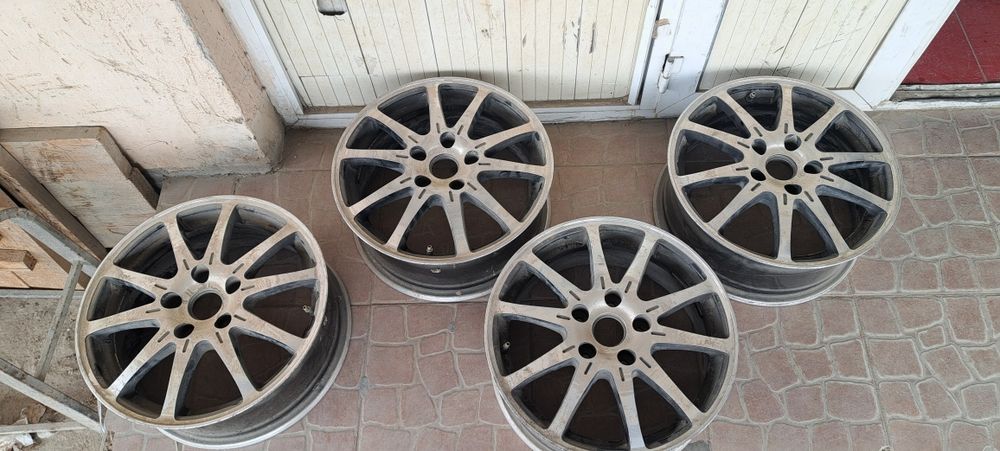 16 титанка тойотаға