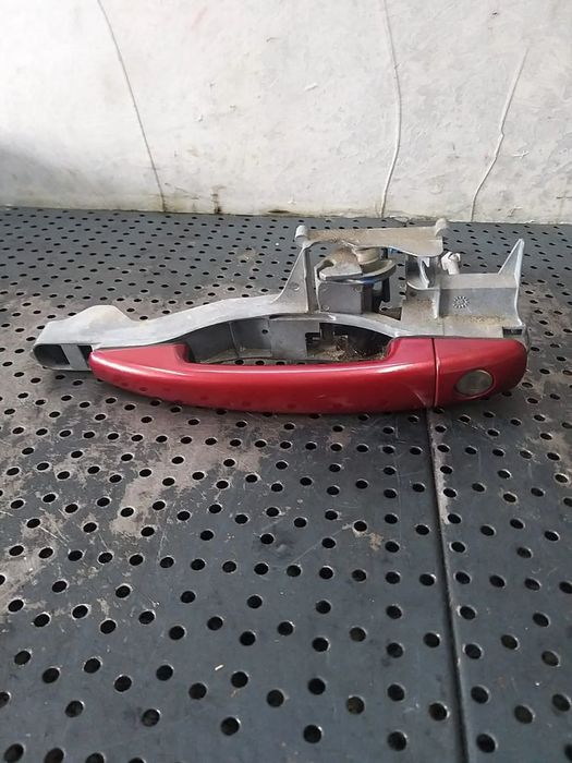 Maner usa stanga fata peugeot 208 ca cc 9680168680