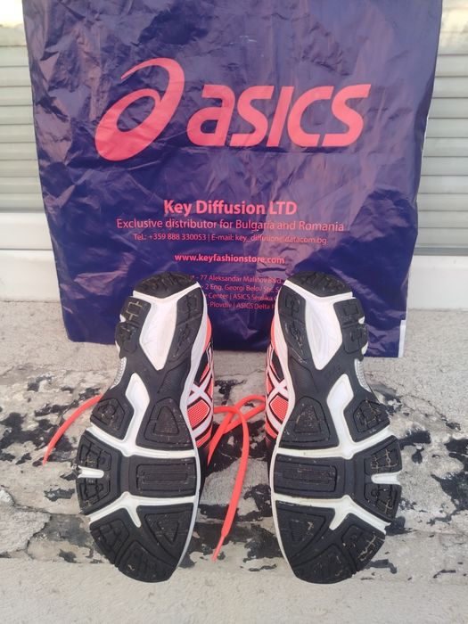Продава asics gel impression8-37,5