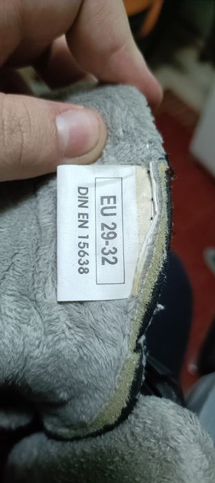 Patine mărimi diferite și reglabile la 2 din pereci 2 bărbați 1 femei