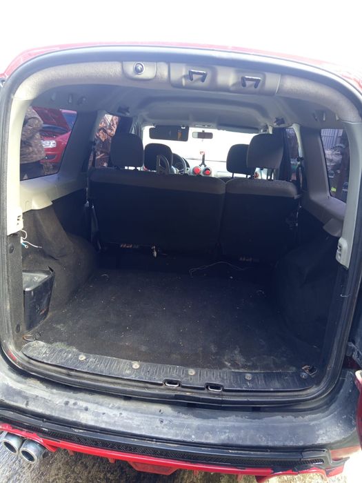 Vând logan mcv 5 locuri