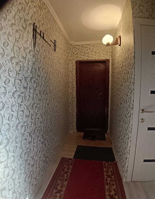 Продается 2-ком кв район Ремзавод