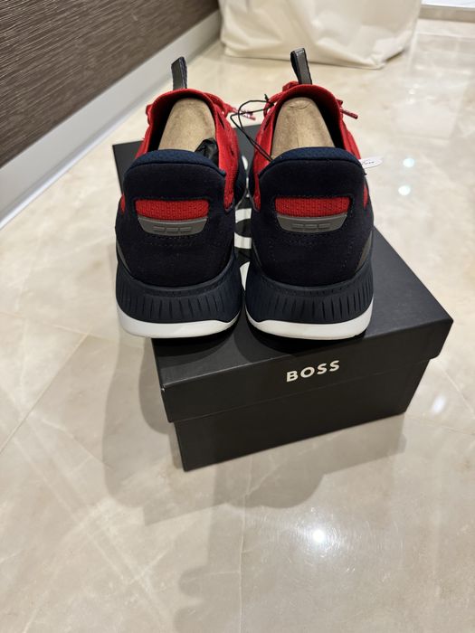 Обувки Boss 41 НОВИ