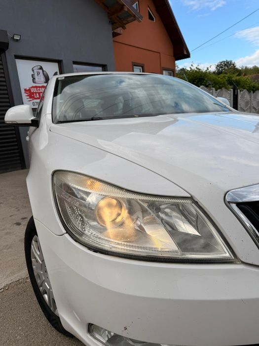 SKODA Octavia 2010 — imagine 4