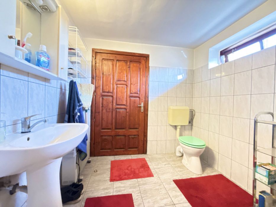 Proprietar - De Vanzare Casa (c-tie veche + Teren 900m2 )