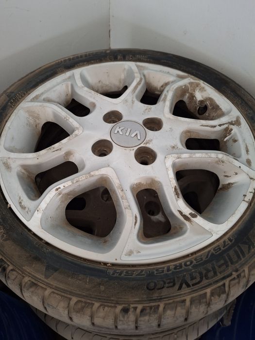 Продаю диски с шиной