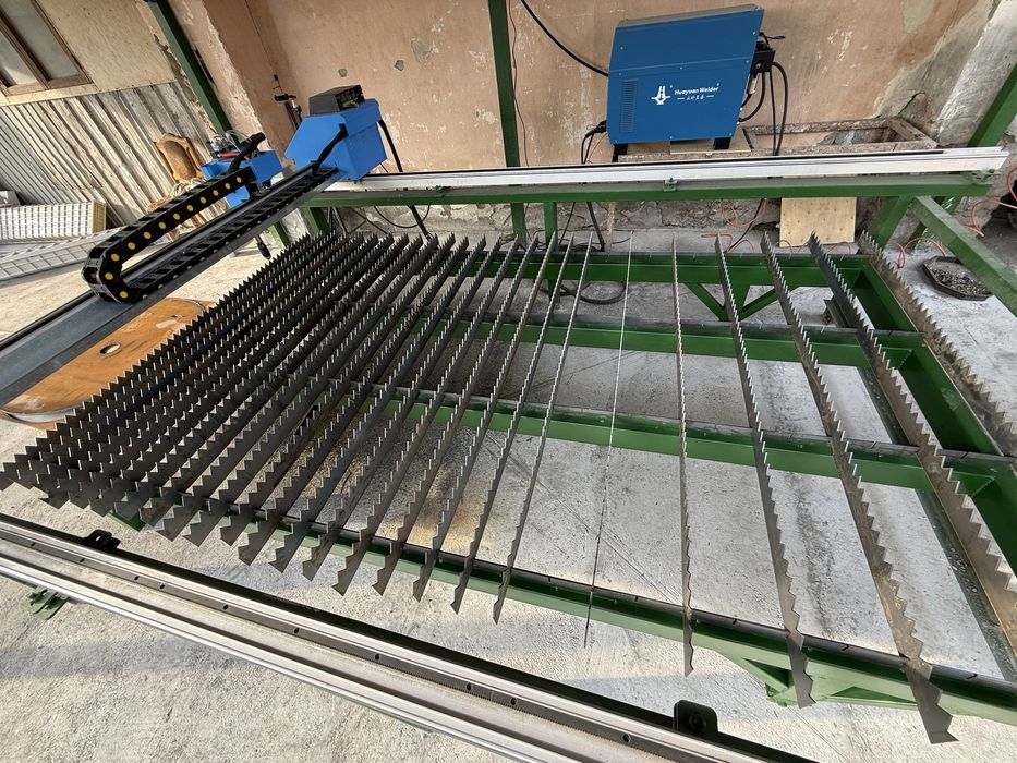 плазмарез 160 амперлик сувли ва хаволик саплолари бор