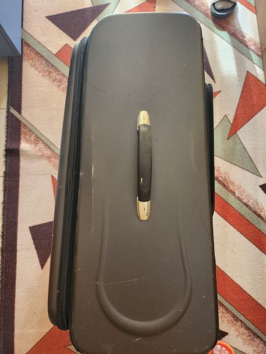 Куфар Eminent черен