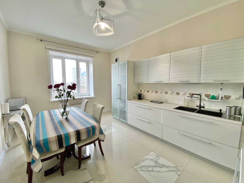 4-комнатная квартира · 130 м²