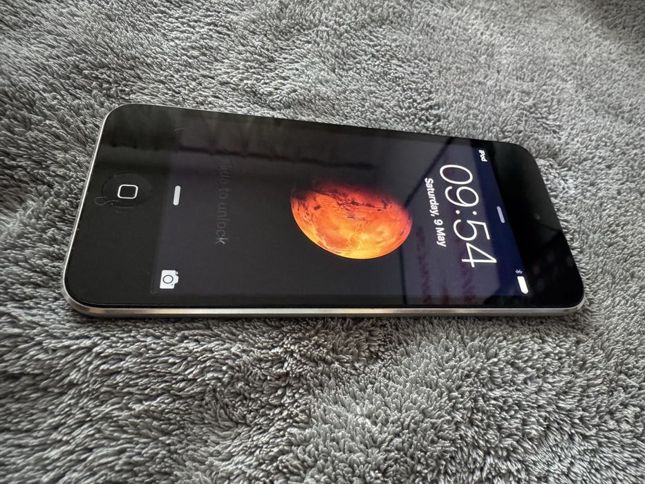 Ipod Touch 5 , impecabil, ca NOU