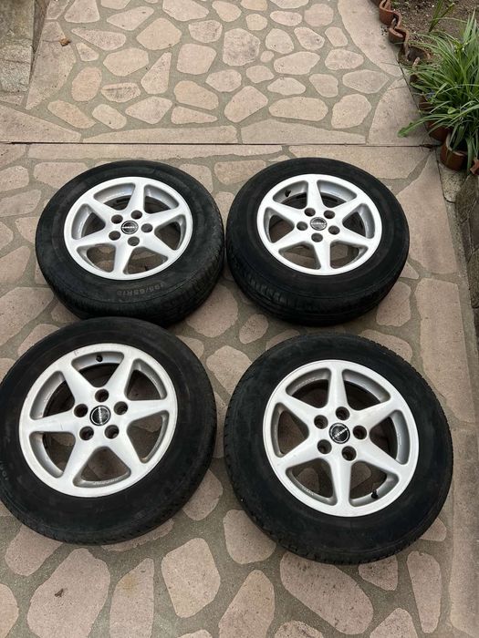 Летни гуми с джанти 195 65 15  VW Pasat 2006 -2009 г