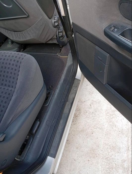 Почистване на автомобили, апартаменти и къщи