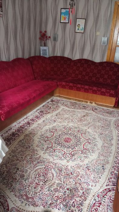 Продам угловой большой мягкий уголок