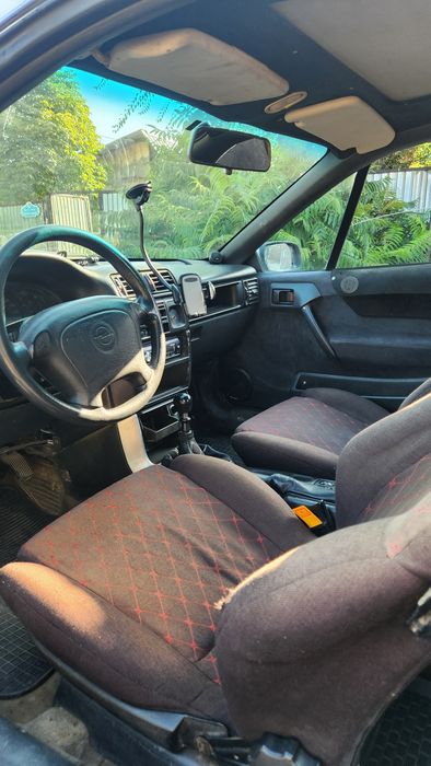 Продам Opel calibra