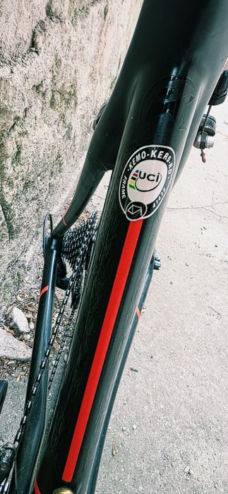 Full carbon    Kemo R5