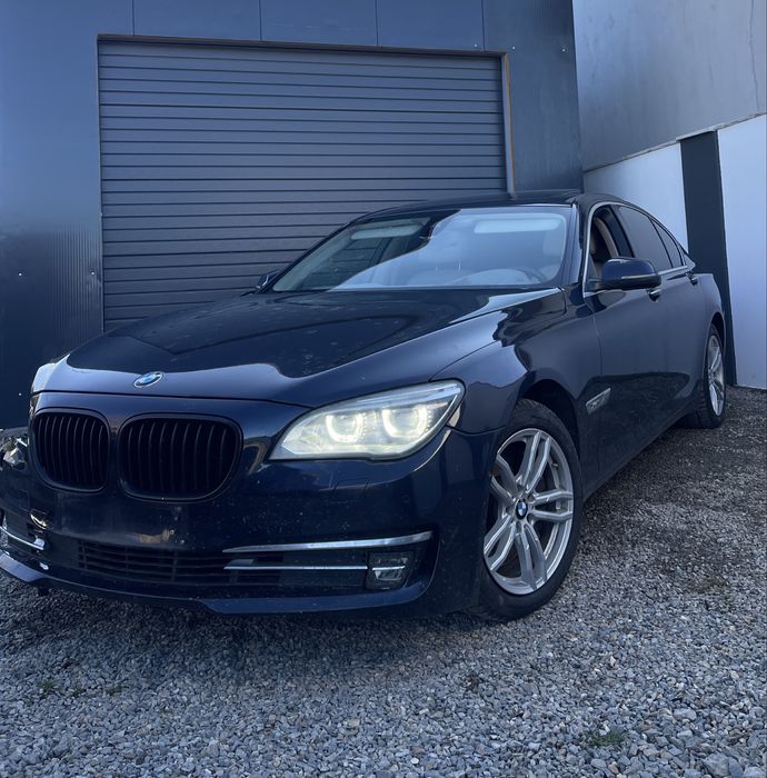 Vand BMW 750d XDrive Full Dotari Avariat Lovit