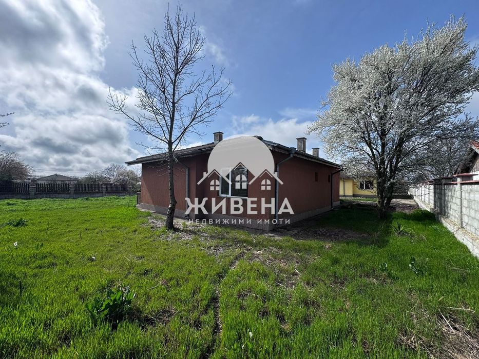 Продава къща в с.Соколово, площ 136 кв.м