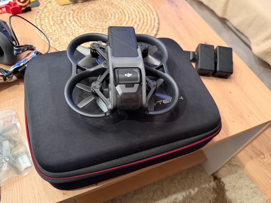 Дрон DJI Avata Fly Smart Combo