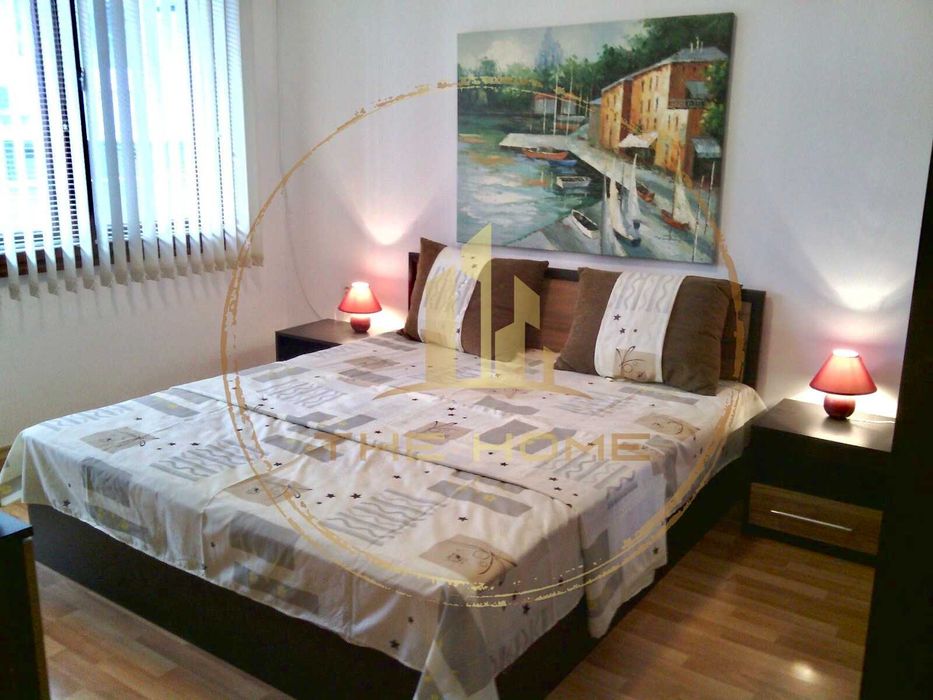 Атрактивен 2 стаен Лятно Кино