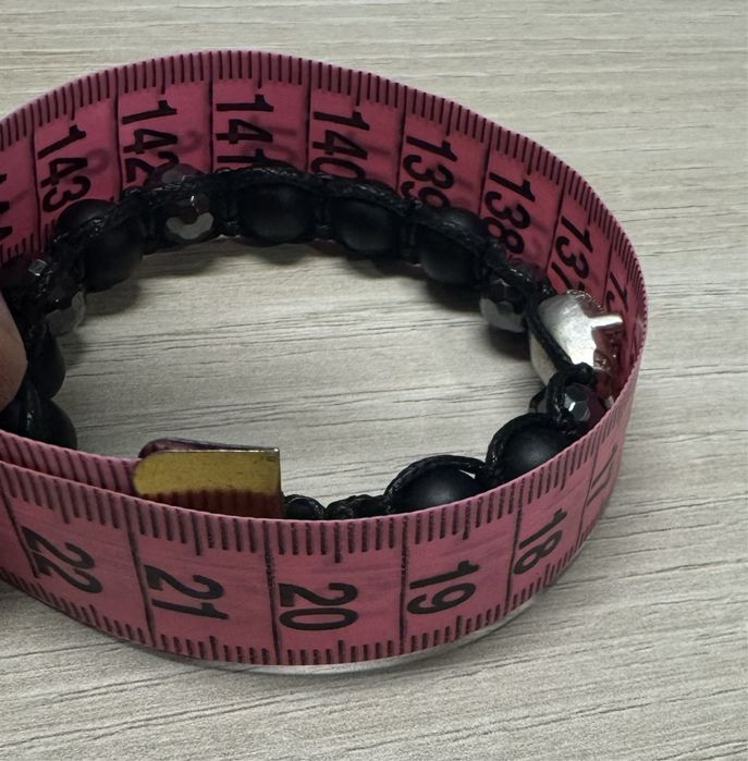 Рокерска гривна с череп и камъник оникс