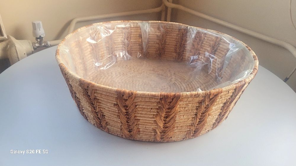 Дървена стенна декоративна фигура Мария и младенец