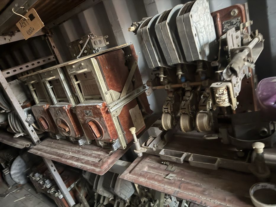 Автомат, контактор, пускатель.