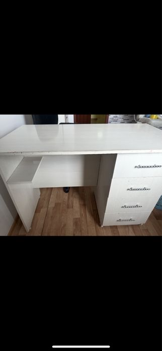 Стол в офис /дом