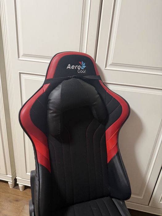 Игровое компьютерное кресло AeroCool