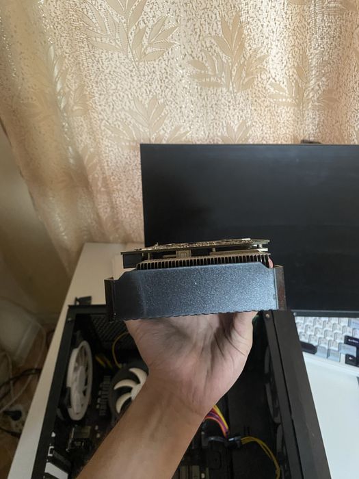 Видеокарта 1660ti