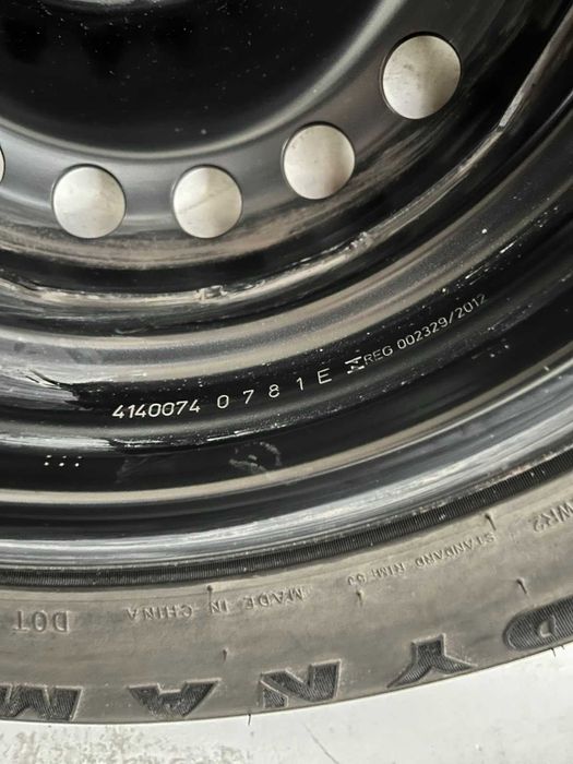 Джанти със зимни гуми 175/70 14 VW AG фолксваген 4бр