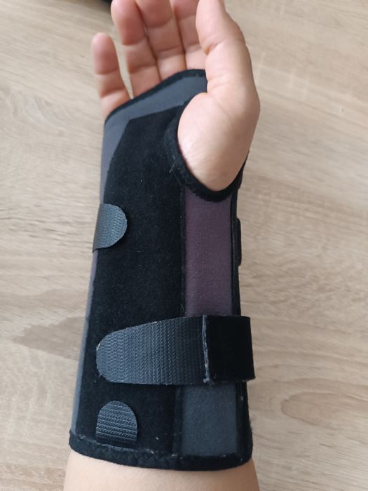 Шина/ортеза за ръка