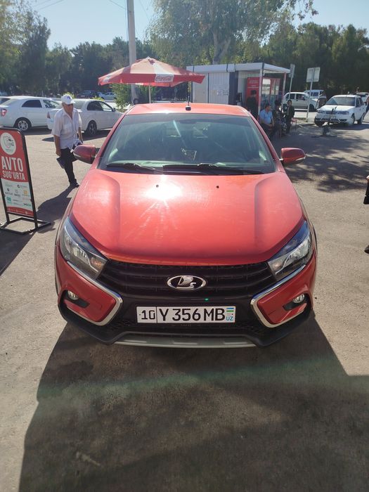 Lada Vesta cross sotiladi ideal