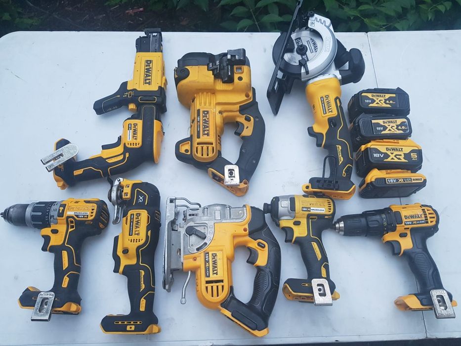 Scule dewalt 18w