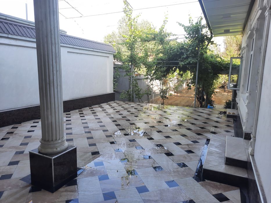 Уй сотилади! Куксарой, Дамарик кучасида ТашМИ постидан 1.5 км кирганда