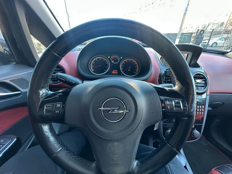 Opel CORSA d full full