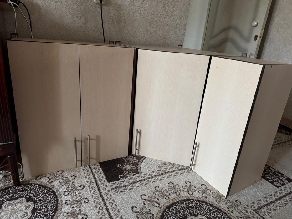 Куханный горнитур