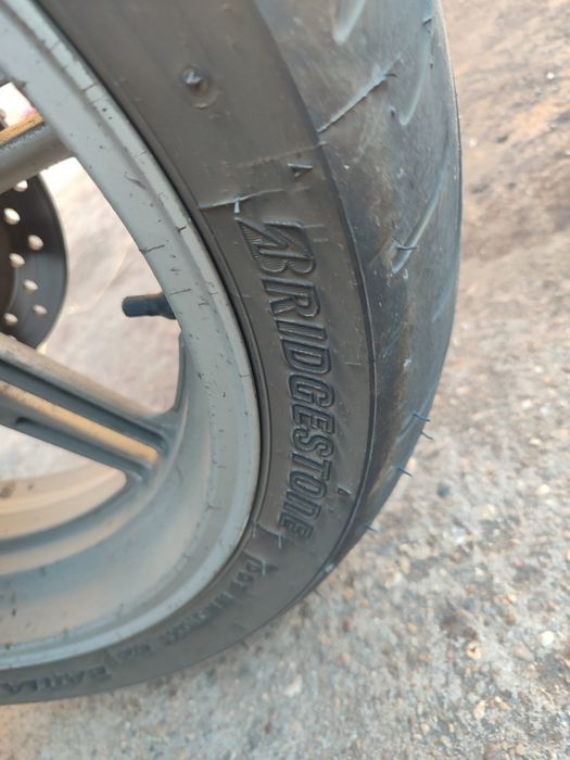 Продавам мотор Honda CBF 100 много добро състояние сменена верига запчатки предна голяма слюда0
