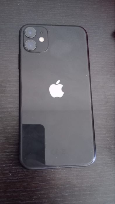 Vand iphone 11 de 128gb