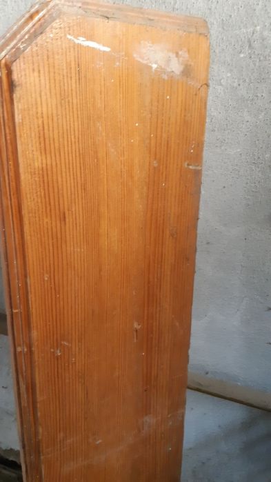 Ағаш  подоконник.