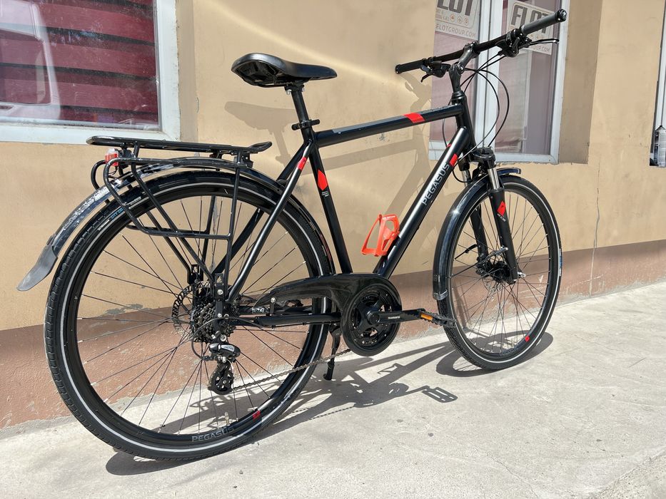 Bicicleta oras Pegasus 28 Inch frane hidraulice disc 24 viteze dinam butuc barbat XL