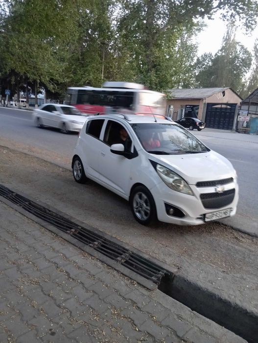 Chevrolet Spark 2017 — 2